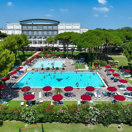 Il Tridente Hotel Bibione Bagian luar foto