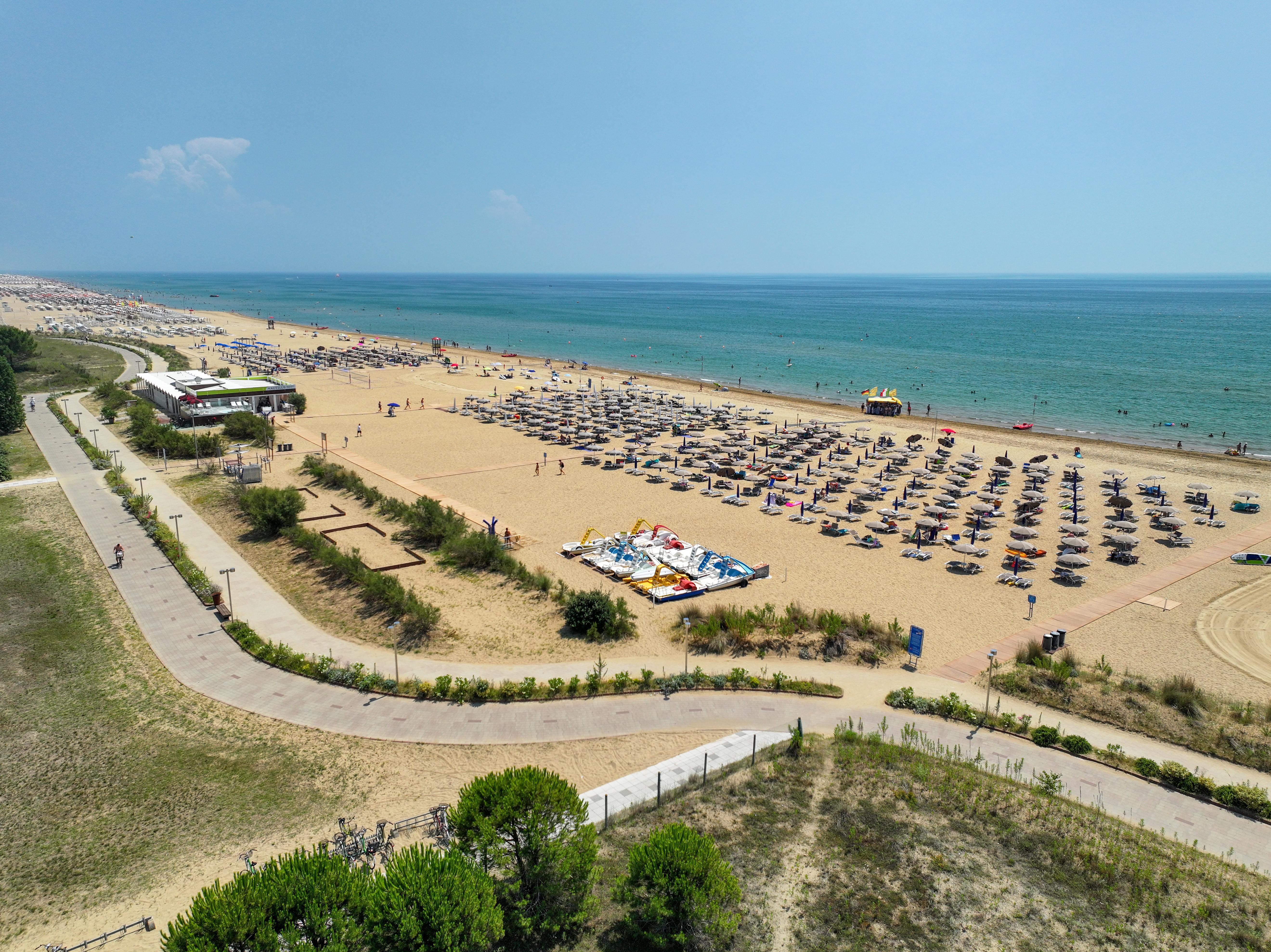 Il Tridente Hotel Bibione Bagian luar foto