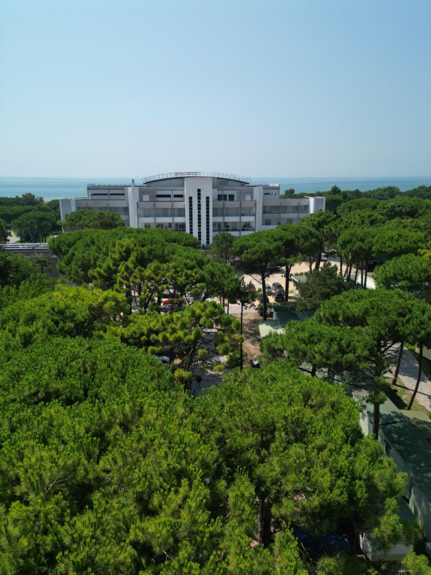 Il Tridente Hotel Bibione Bagian luar foto