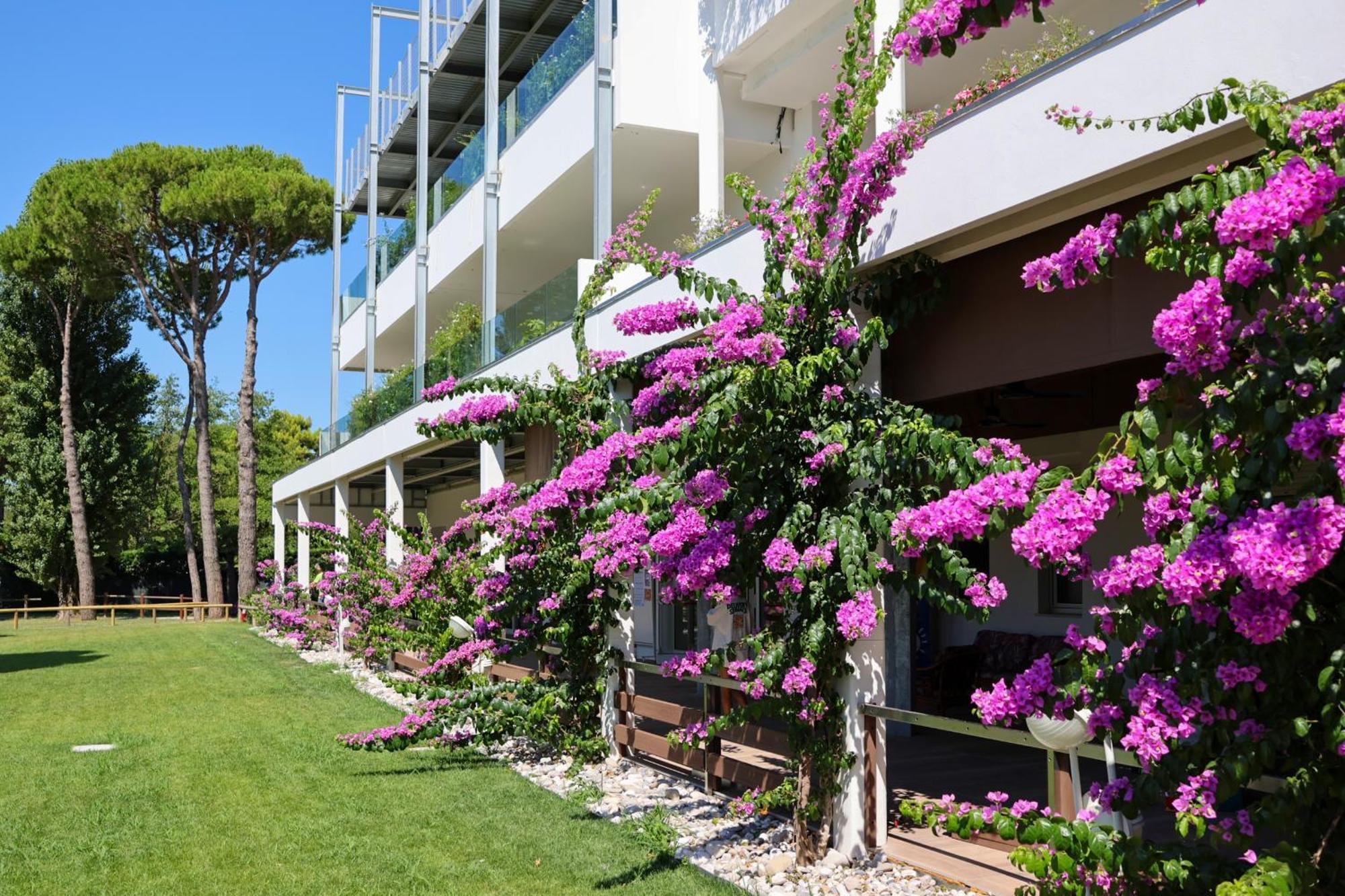 Il Tridente Hotel Bibione Bagian luar foto