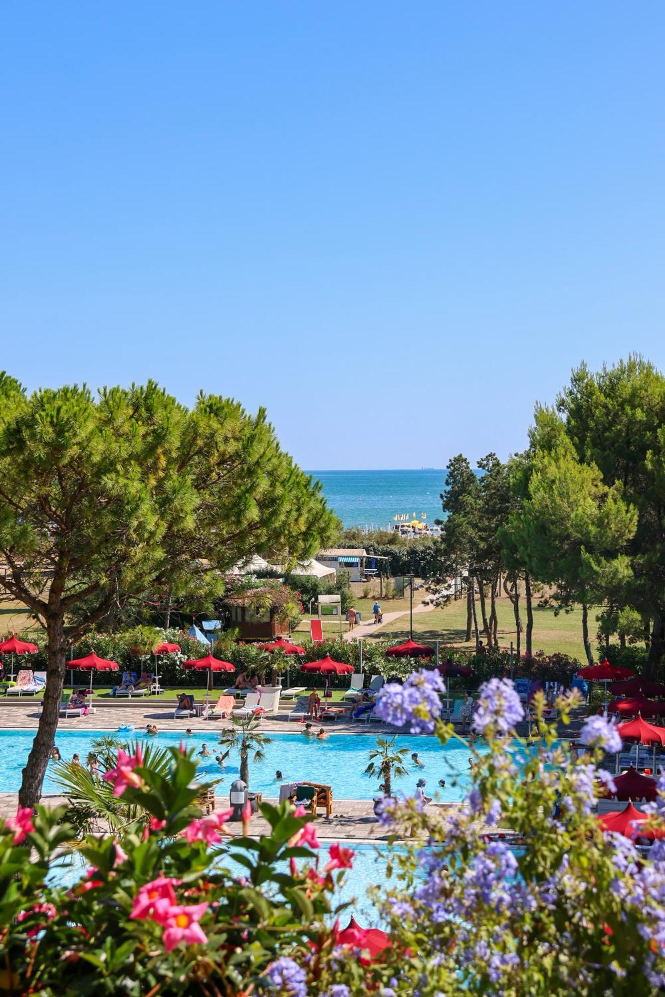 Il Tridente Hotel Bibione Bagian luar foto