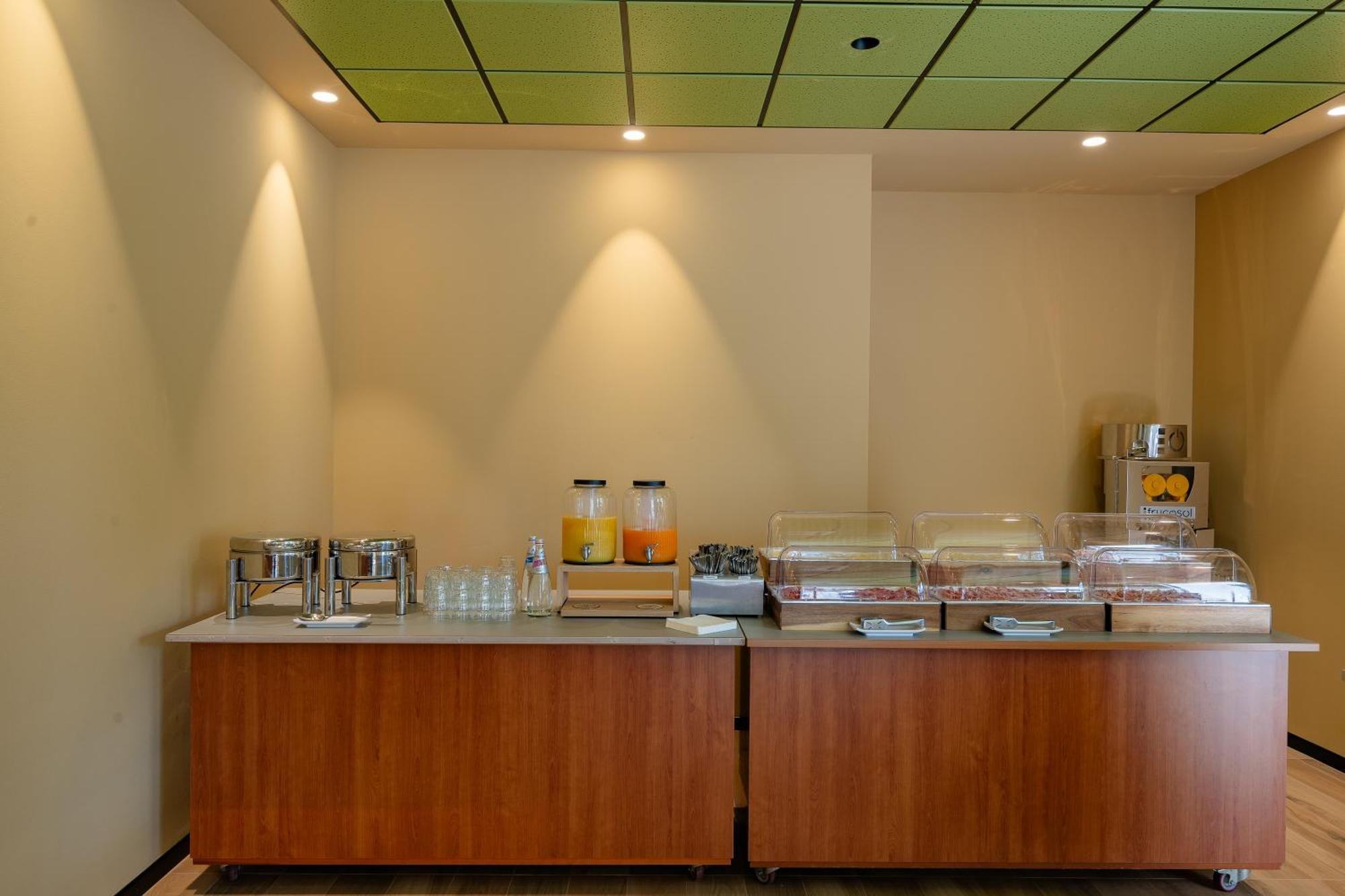 Il Tridente Hotel Bibione Bagian luar foto